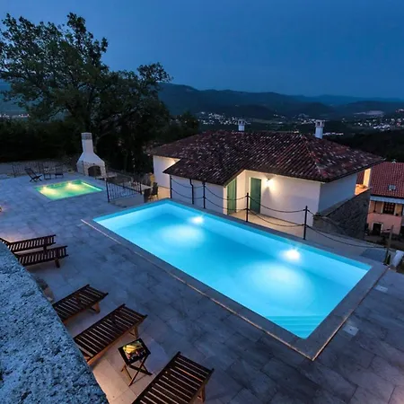 Lapis - Happy Villa *